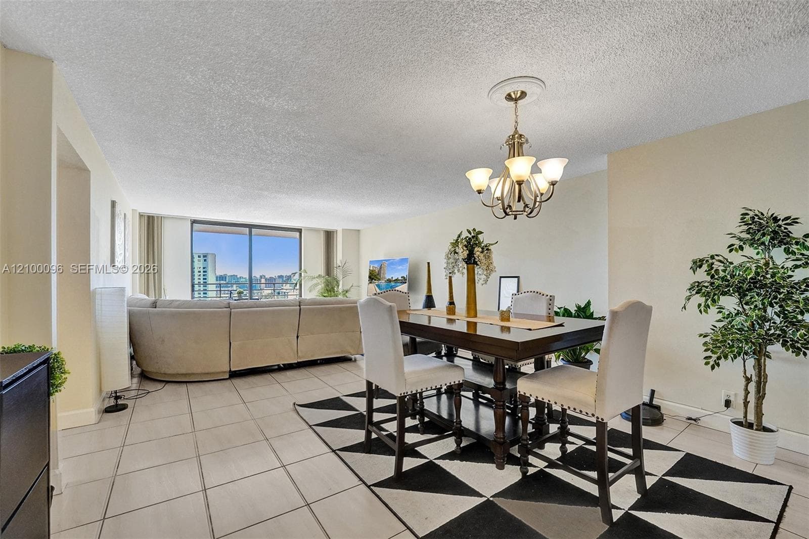 2500 Parkview Dr # 1716, Hallandale Beach FL 33009