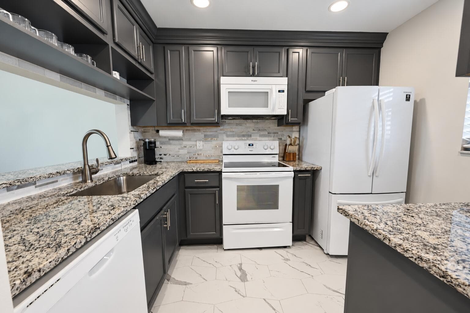 7094 Golf Colony Court # 103, Lake Worth FL 33467