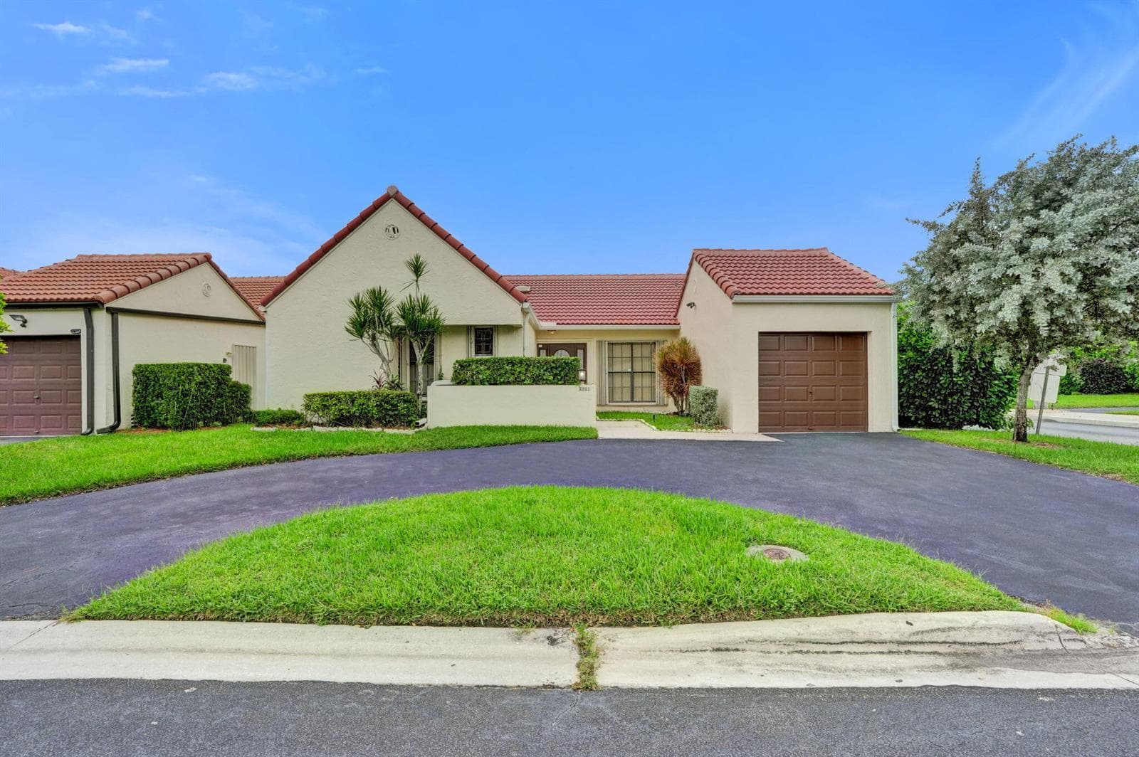 2001 Maplewood Drive, Coral Springs FL 33071