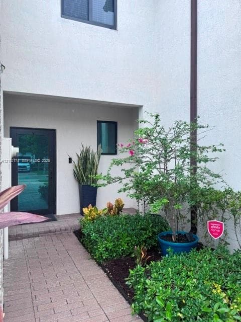 20658 NE 2nd Ct, Miami FL 33179