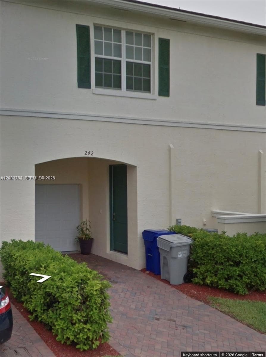 242 SW 7th Ct, Pompano Beach FL 33060