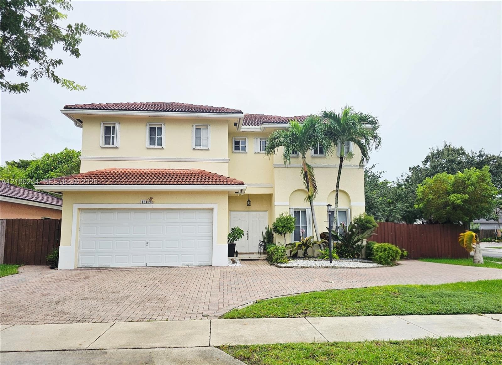 13194 SW 142nd St, Miami FL 33186
