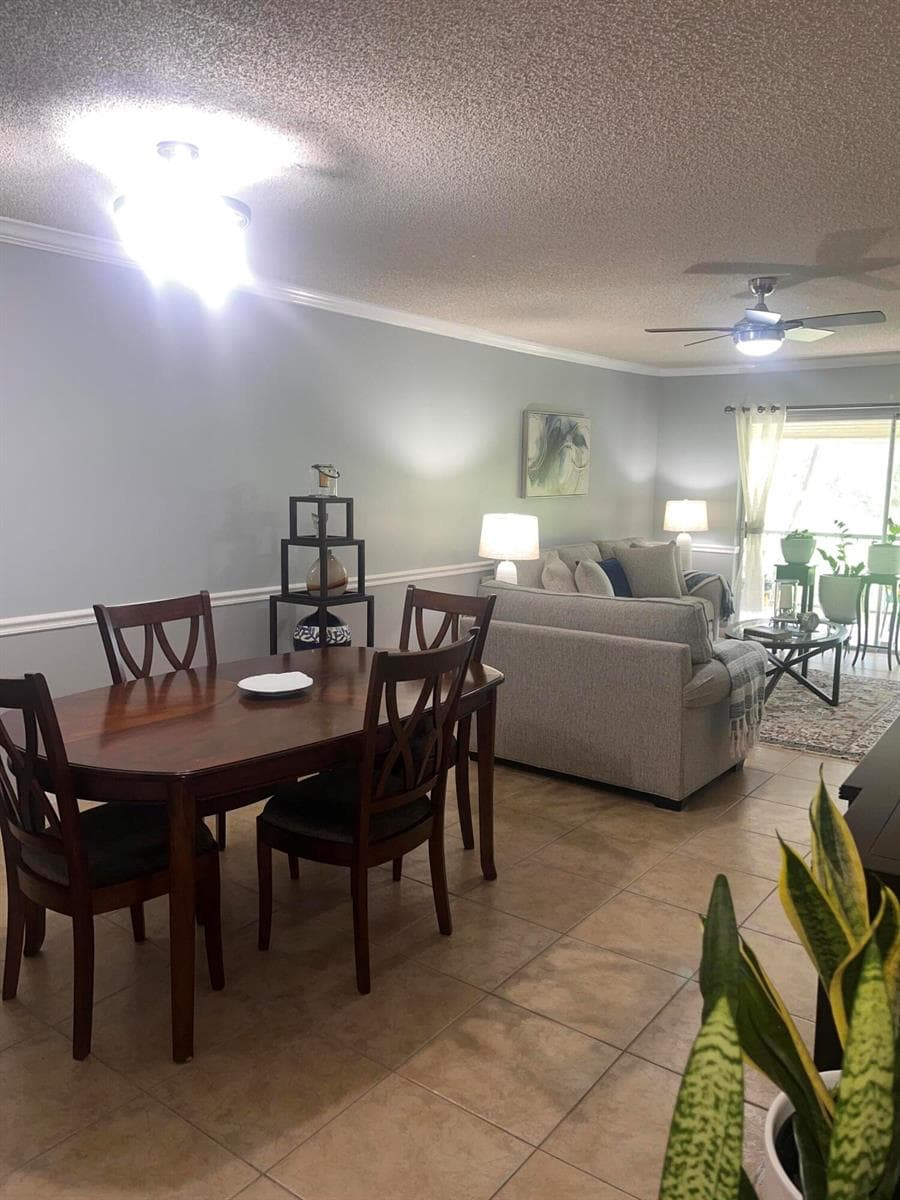 6080 NW 44TH Street # 211, Lauderhill FL 33319