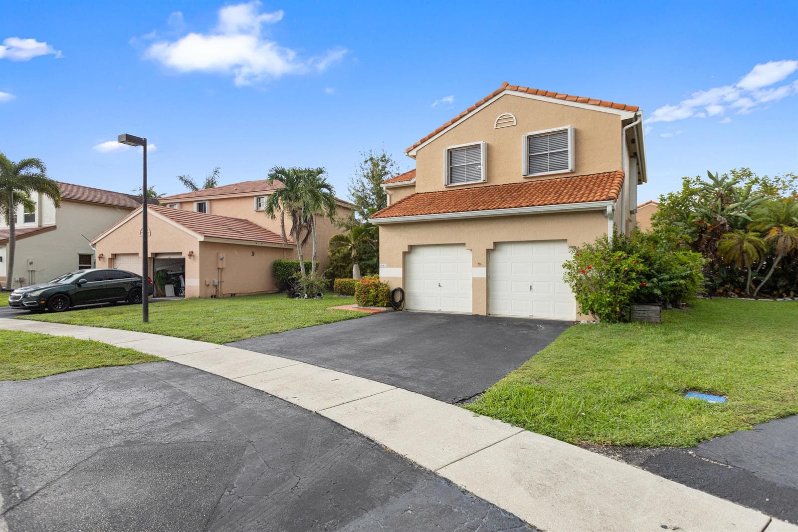 18413 NW 20th Street, Pembroke Pines FL 33029