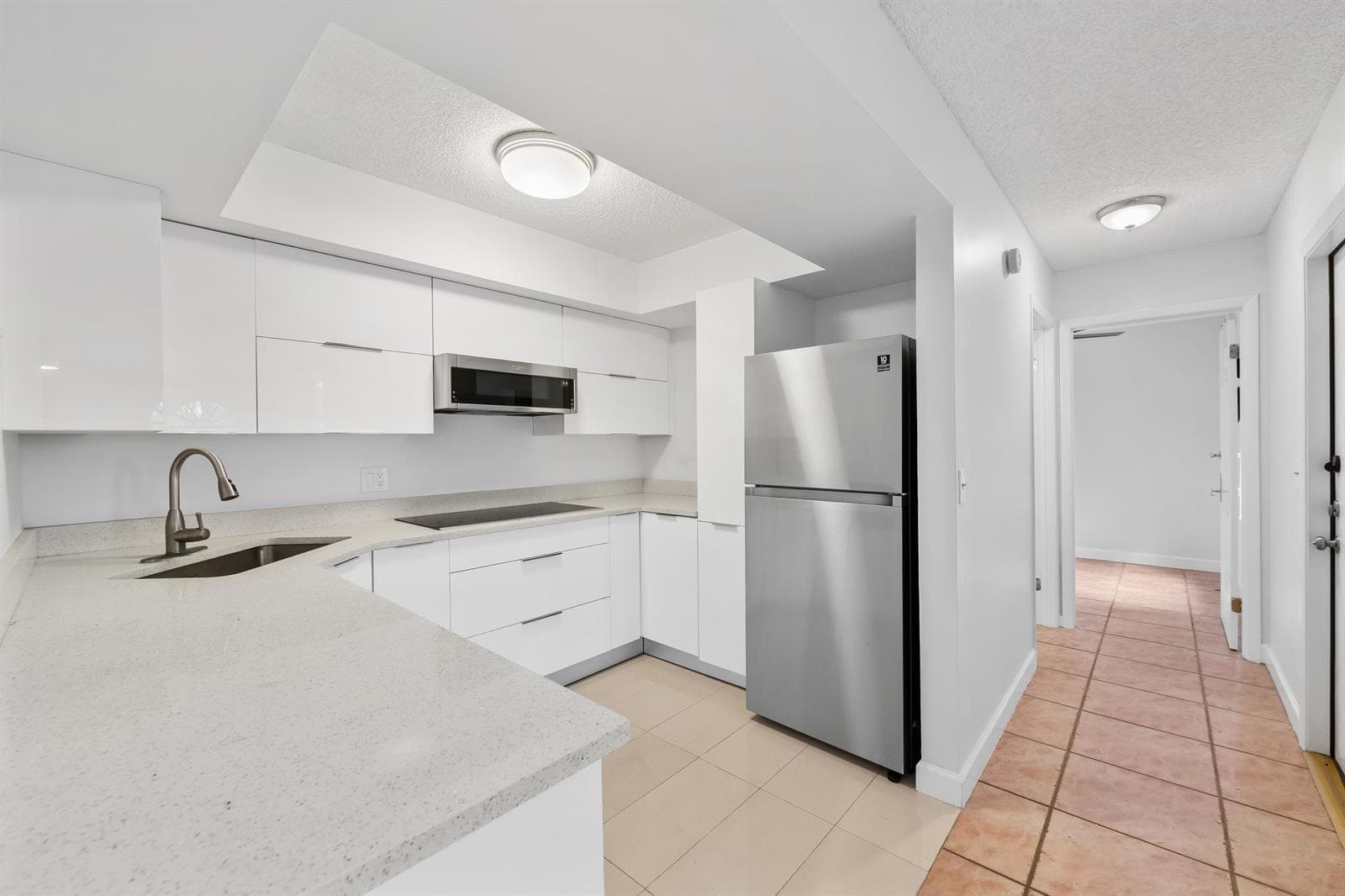 3770 VILLAGE Drive # B, Delray Beach FL 33445