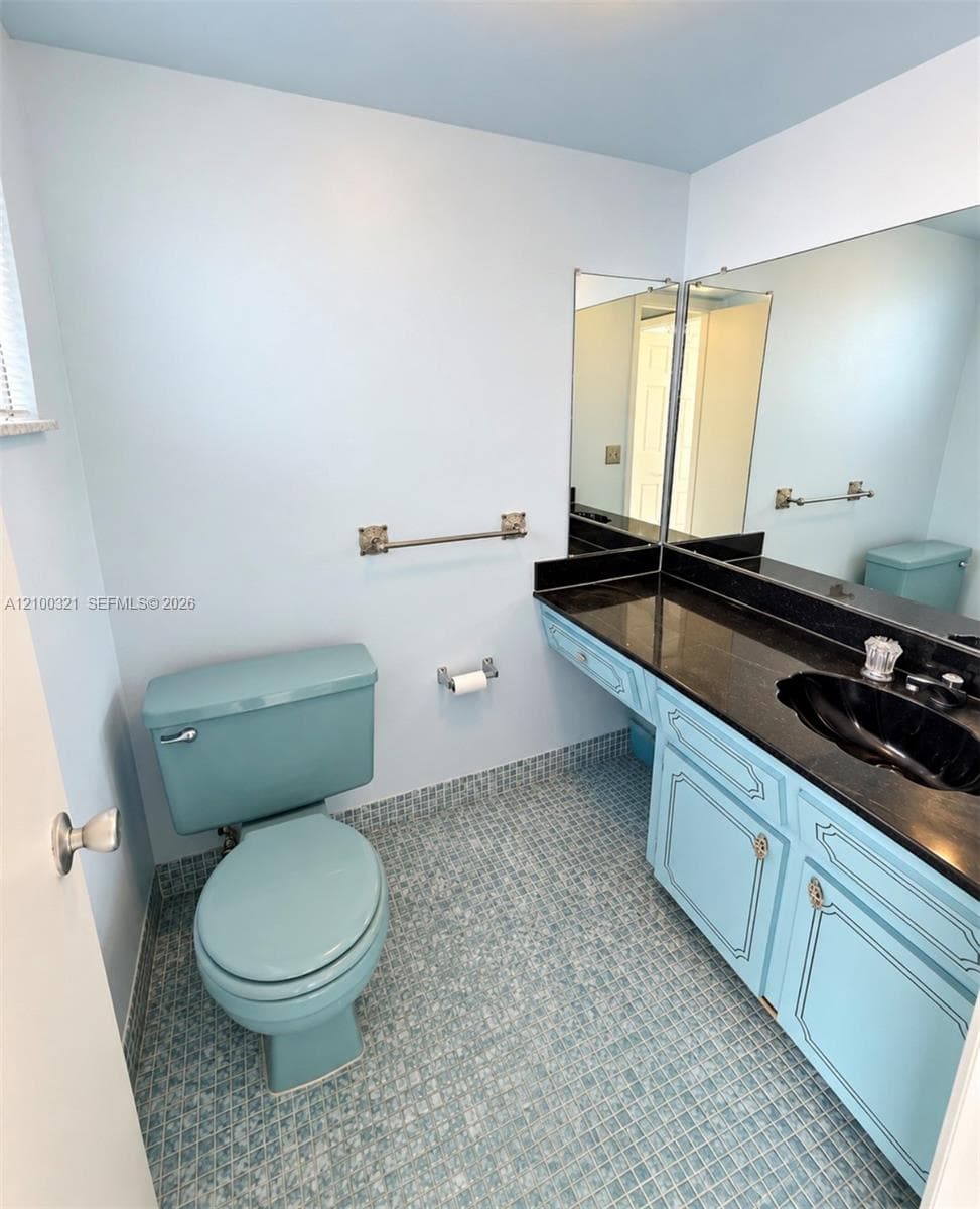4000 NW 44th Ave # 113, Lauderdale Lakes FL 33319