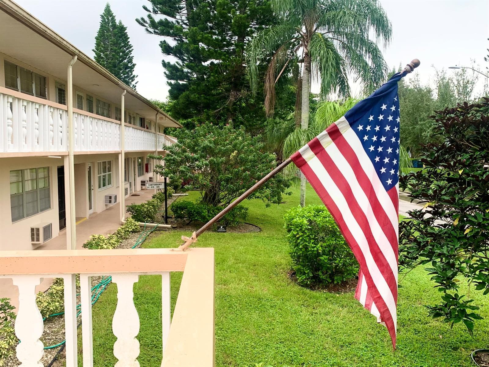 185 Canterbury H, West Palm Beach FL 33417