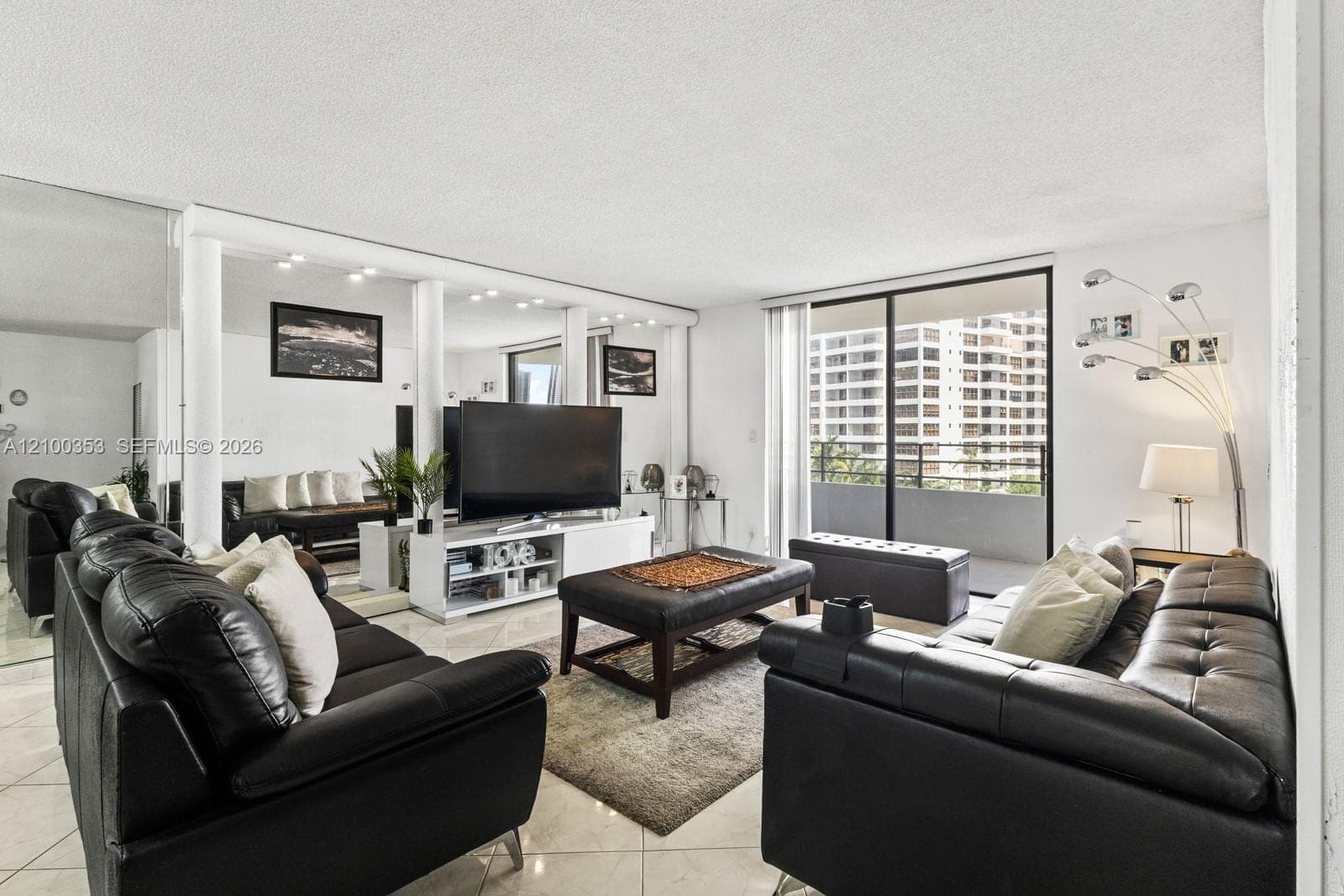 600 Three Islands Blvd # 612, Hallandale Beach FL 33009