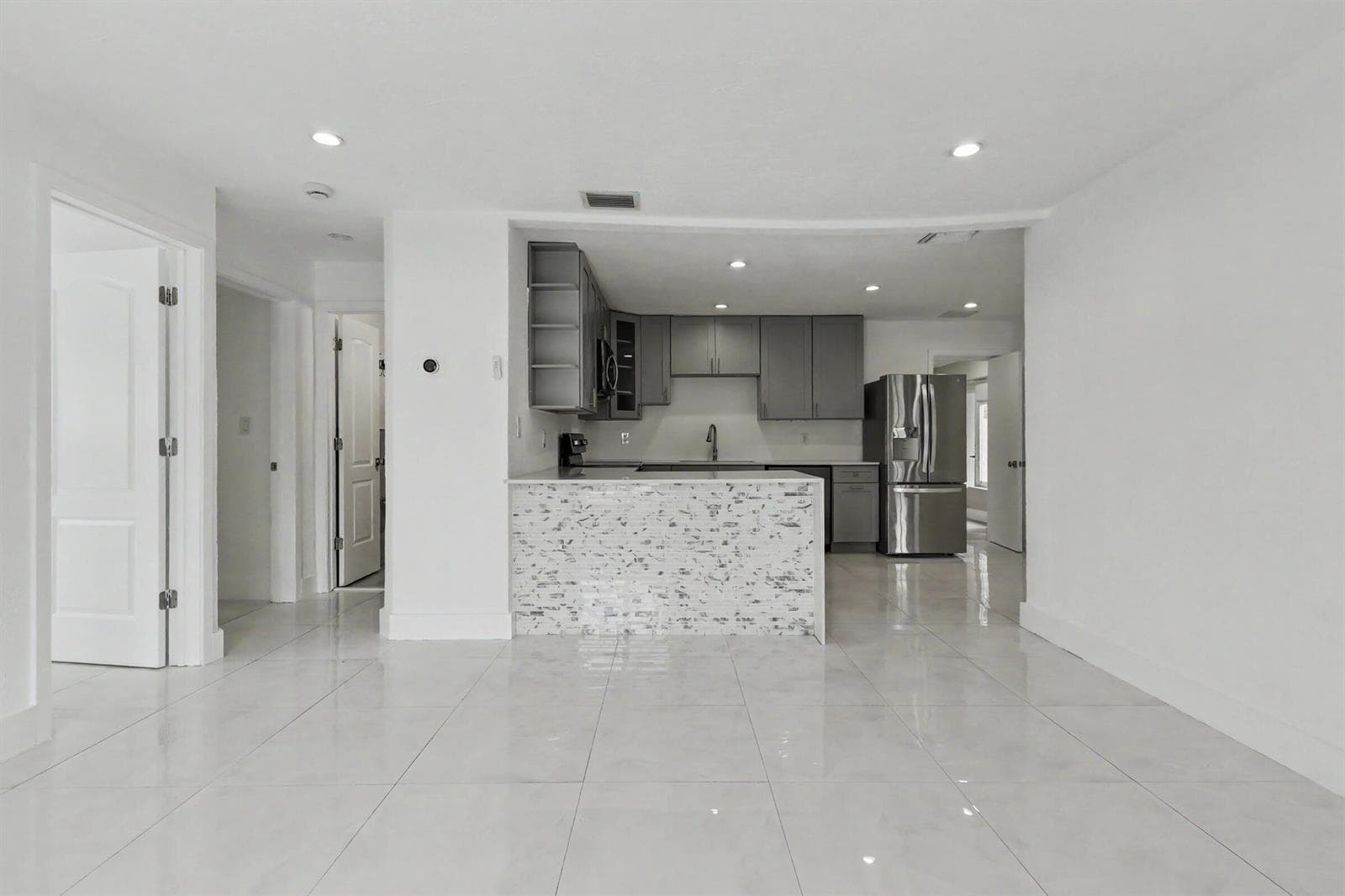 6320 ADAMS Street, Hollywood FL 33023
