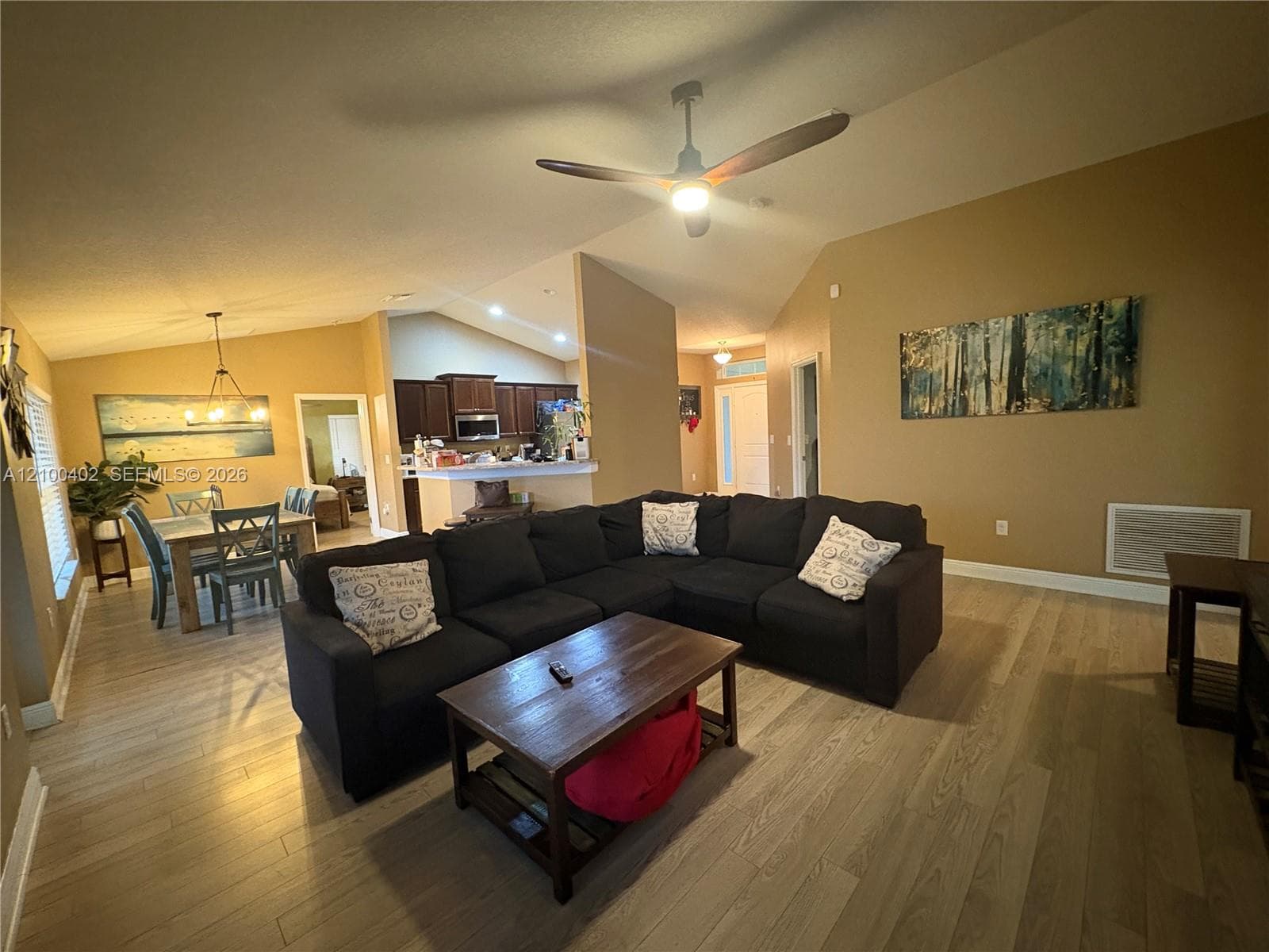 520 SW Kabot Ave, Port St. Lucie FL 34953
