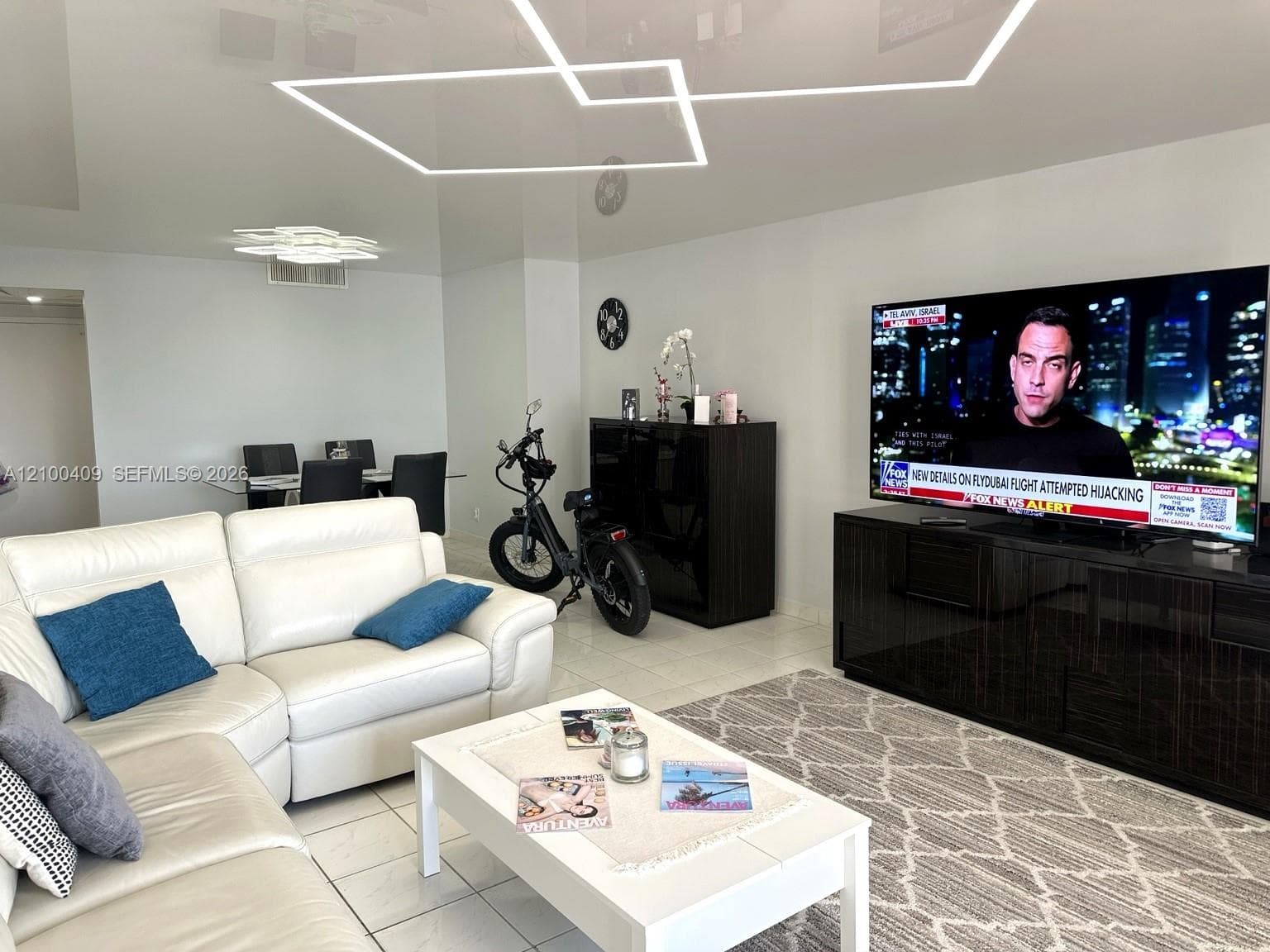 2500 Parkview Dr # 2018, Hallandale Beach FL 33009