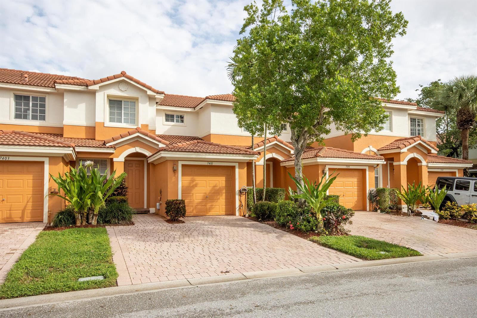 7401 Sarentino Lane # 211, Boynton Beach FL 33437