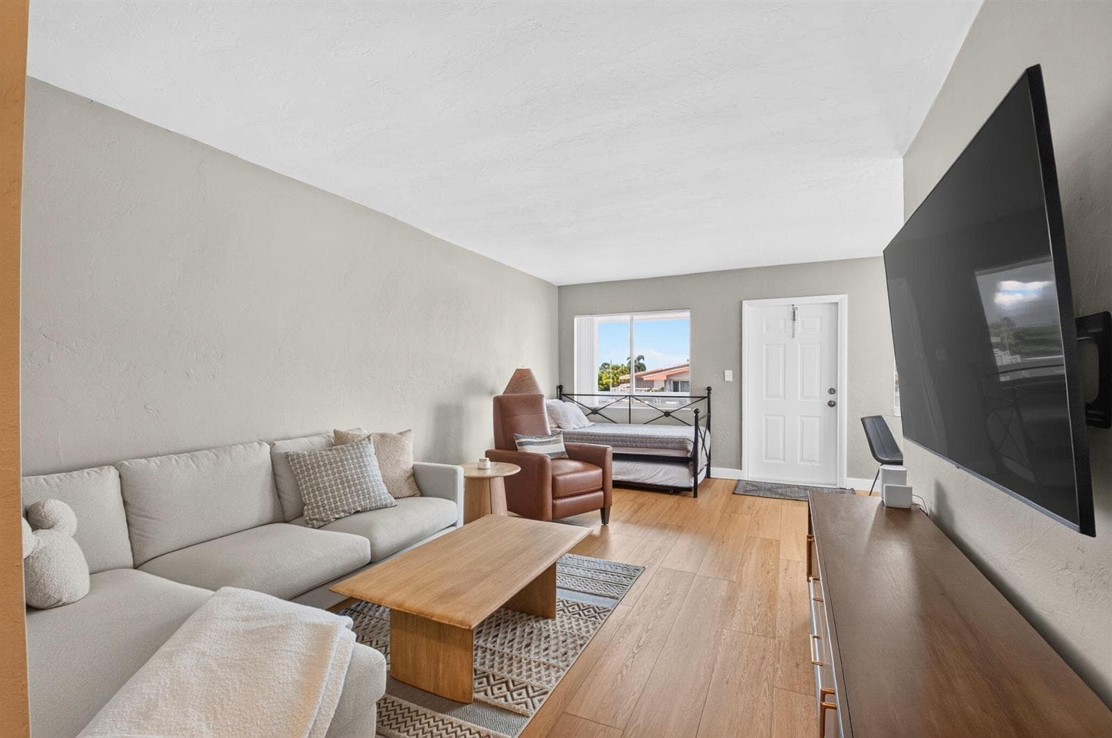 2290 SUNSET Avenue # 20, FL 33461