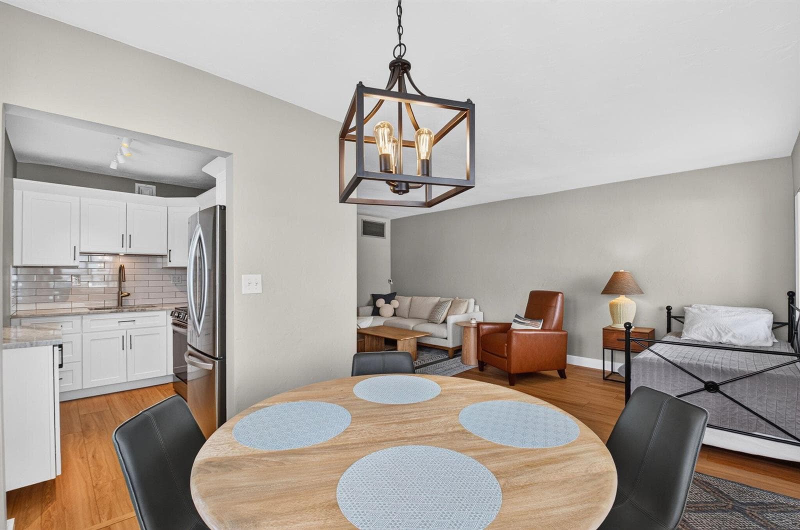 2290 SUNSET Avenue # 20, FL 33461