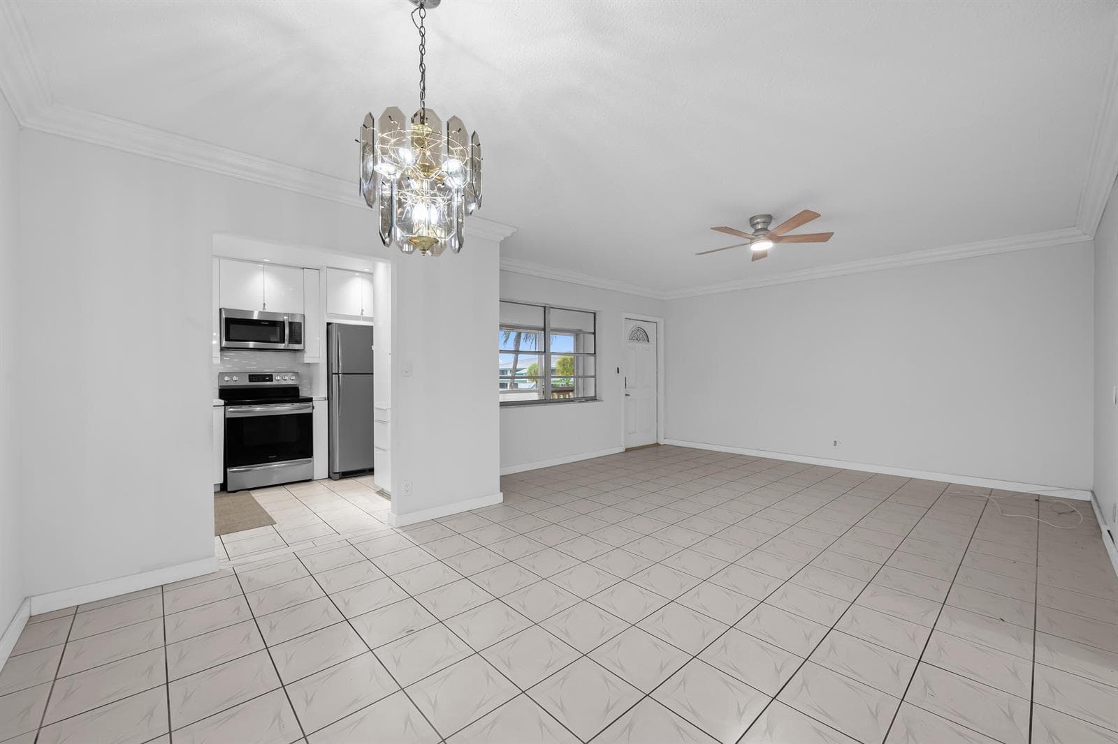 5300 WASHINGTON Street # K330, Hollywood FL 33021