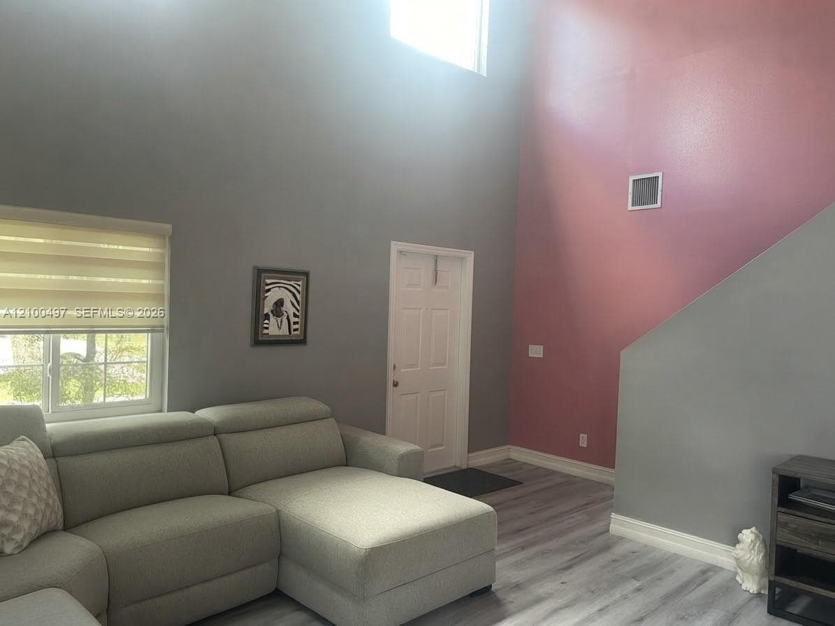 2400 SW 106th Ave, Miramar FL 33025