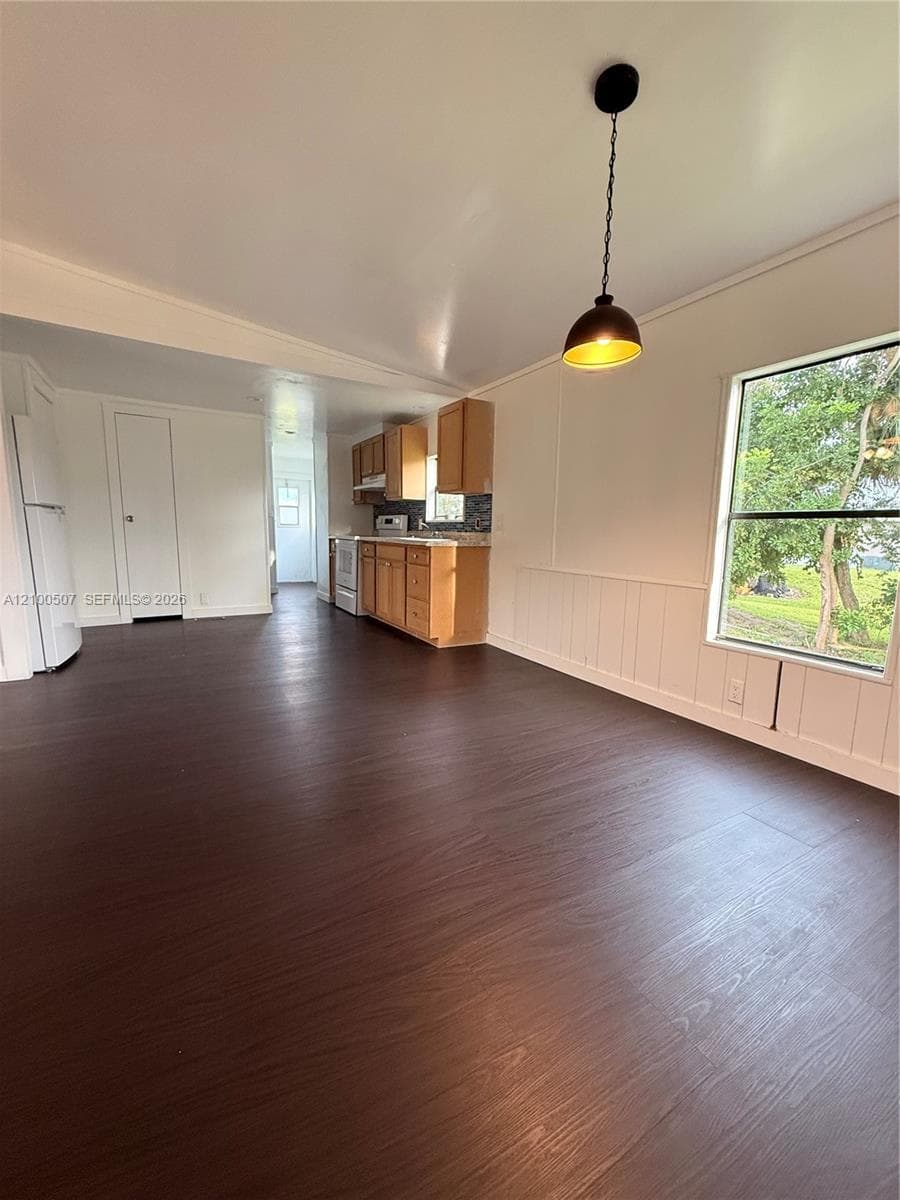 428 Ave D, Moore Haven FL 33471