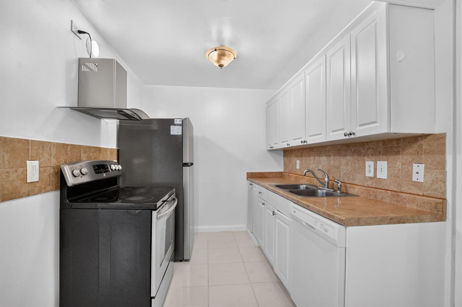 3010 Guildford A, Boca Raton FL 33434