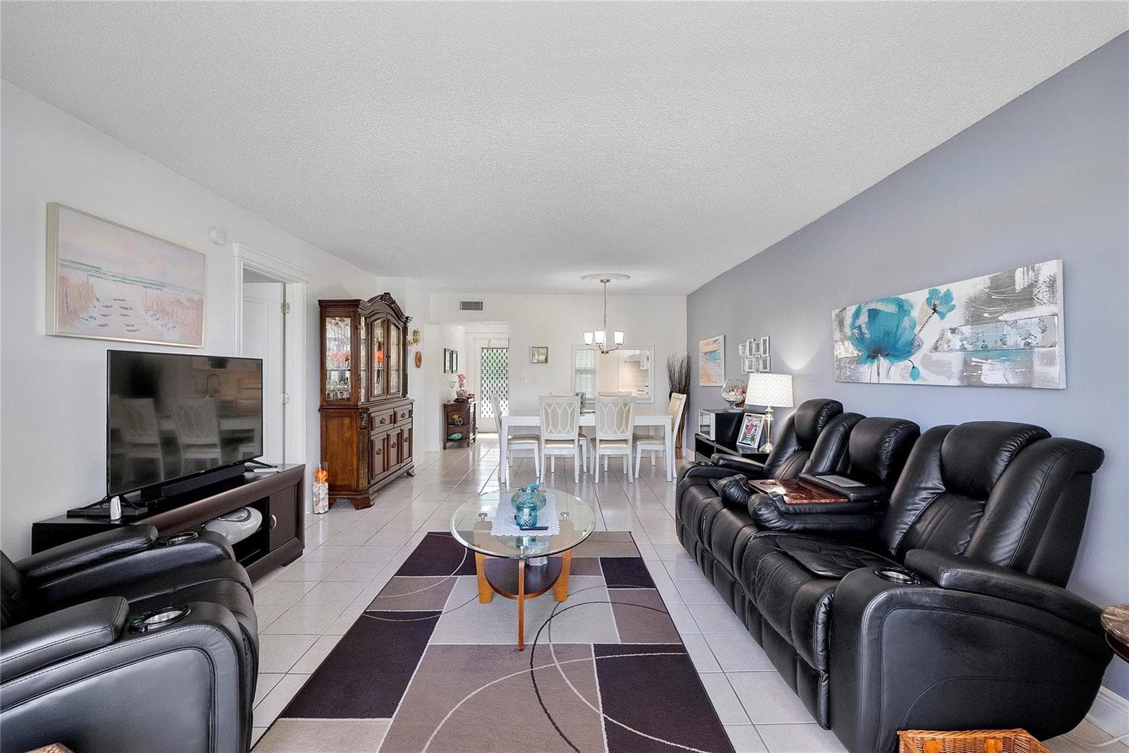 7807 GOLF CIR Drive # 211, Margate FL 33063