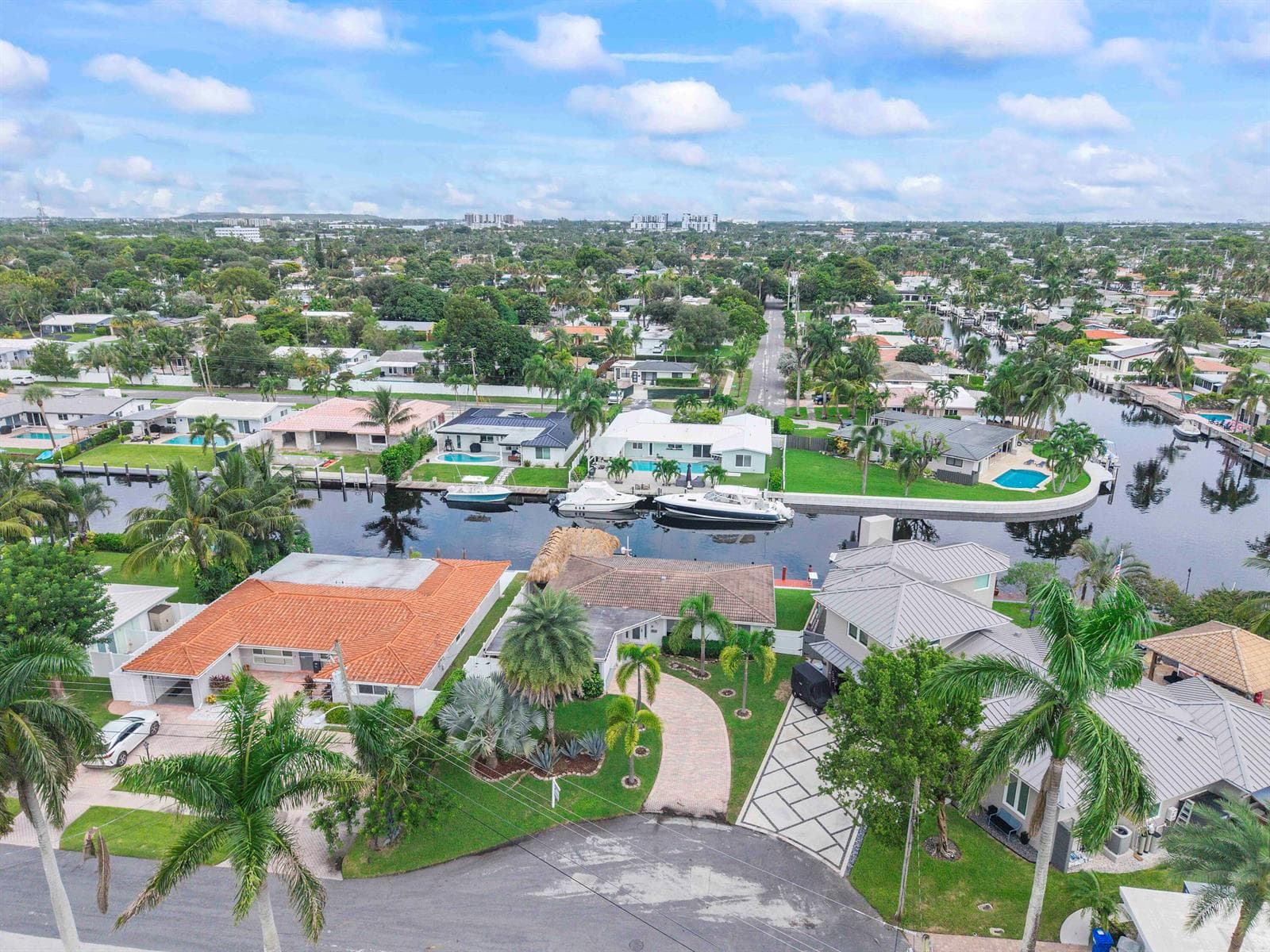 361 SE 9TH Court, Pompano Beach FL 33060