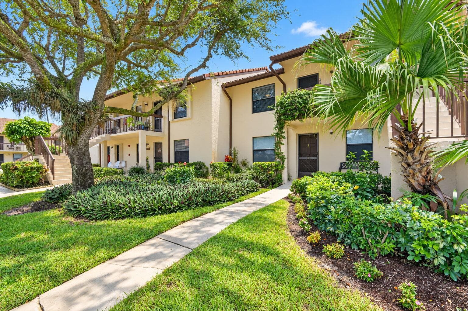 4570 LUCERNE LAKES Boulevard E # 203, Lake Worth FL 33467