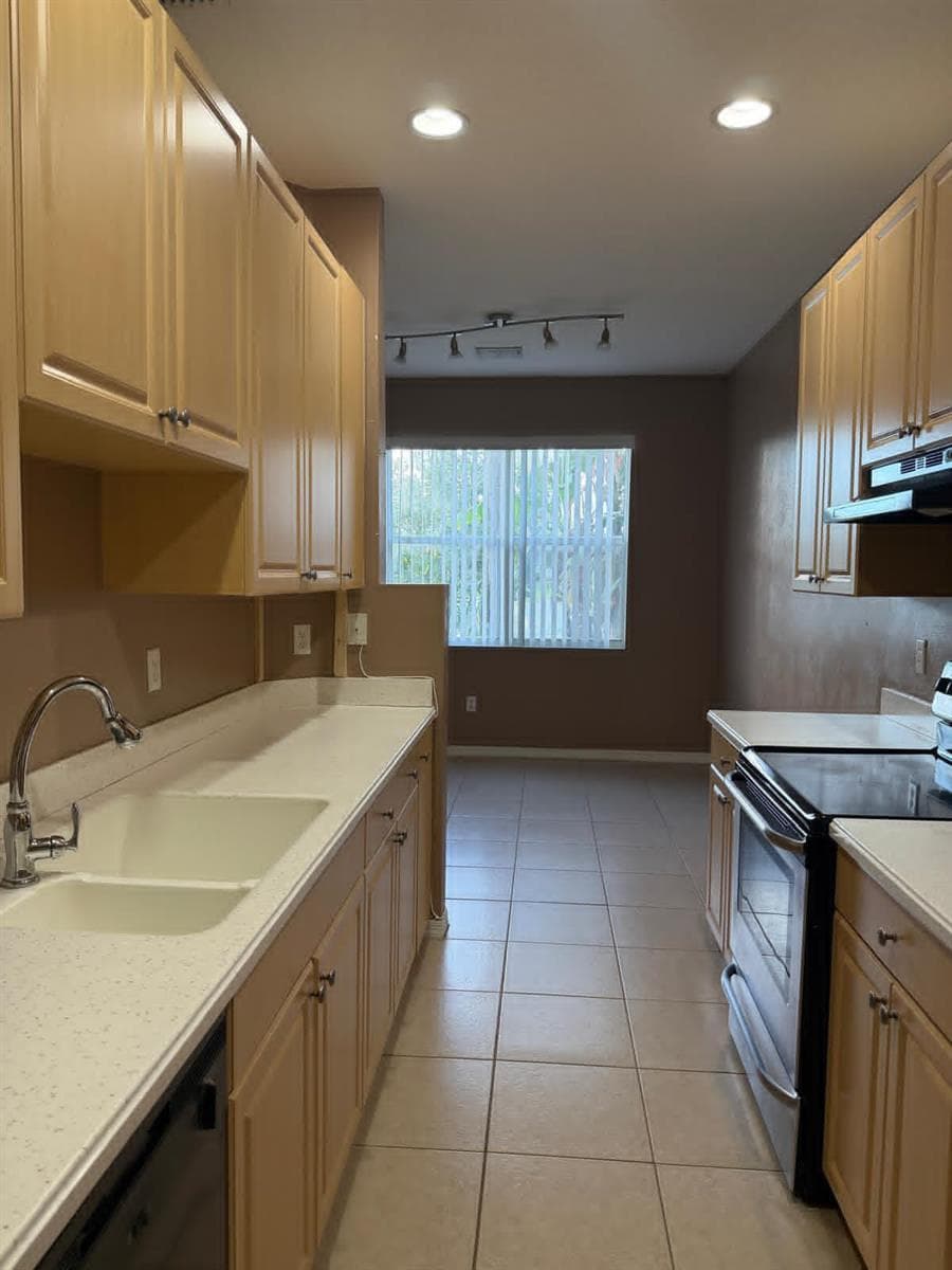 1510 Seminole Palms Drive, FL 33463