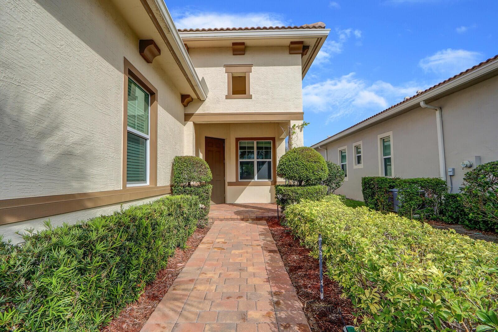 20040 SW CASERTA Way, Port St. Lucie FL 34986