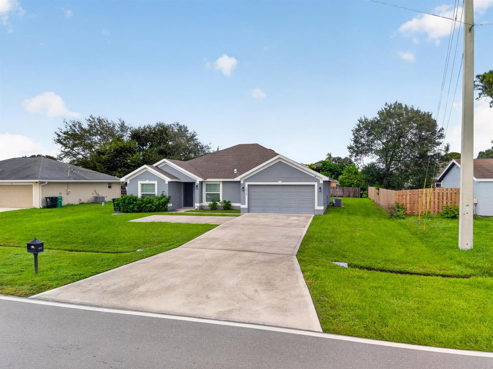 1317 SE SANDIA Drive, Port St. Lucie FL 34983