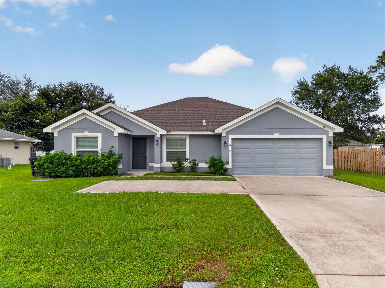 1317 SE SANDIA Drive, Port St. Lucie FL 34983