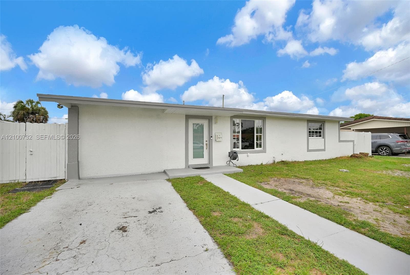 1271 W 79th St, Hialeah FL 33014