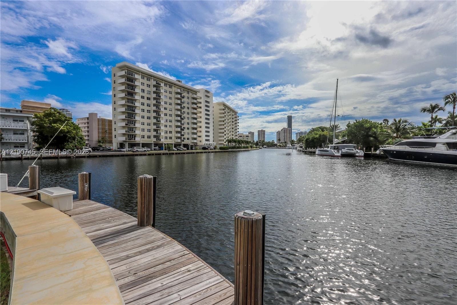 440 Paradise Isle Blvd # 107, Hallandale Beach FL 33009