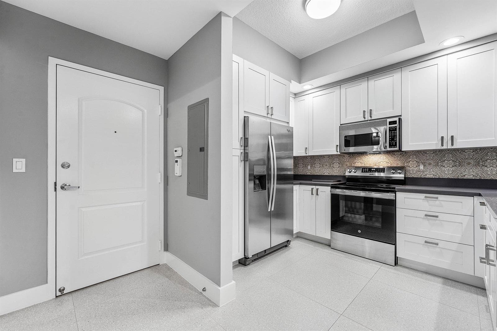 801 S Olive Avenue Unit 820, West Palm Beach FL 33401