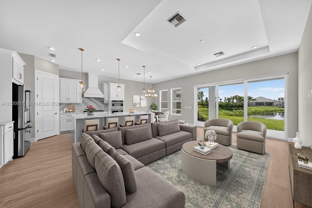 15690 Genova Drive, Naples FL 34114