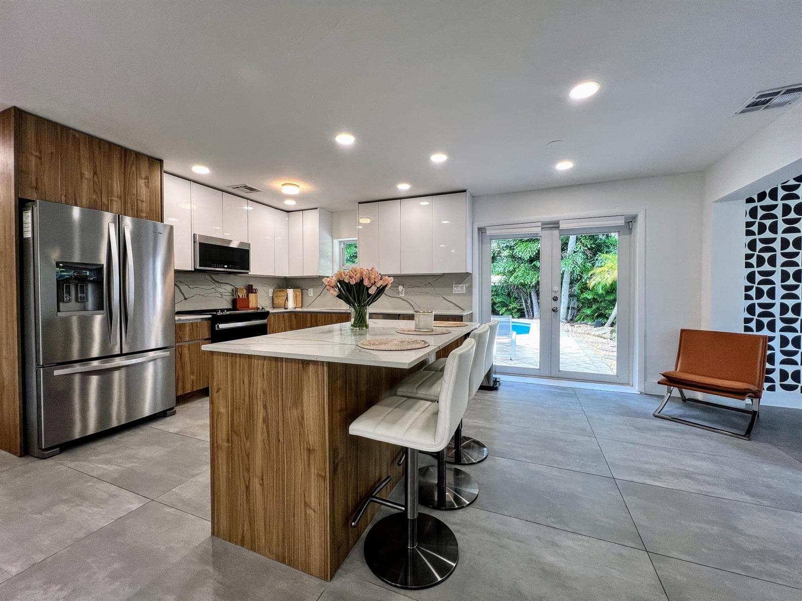 317 NW 26TH Court, Wilton Manors FL 33311
