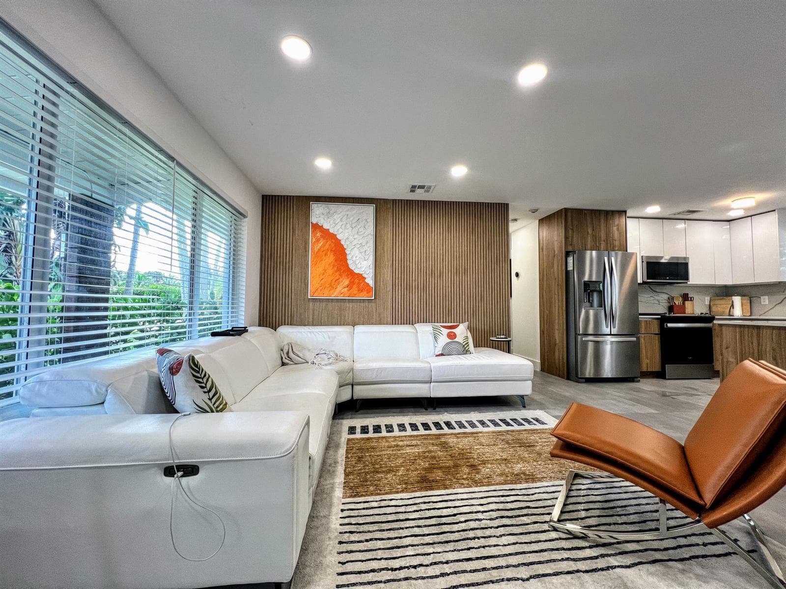 317 NW 26TH Court, Wilton Manors FL 33311