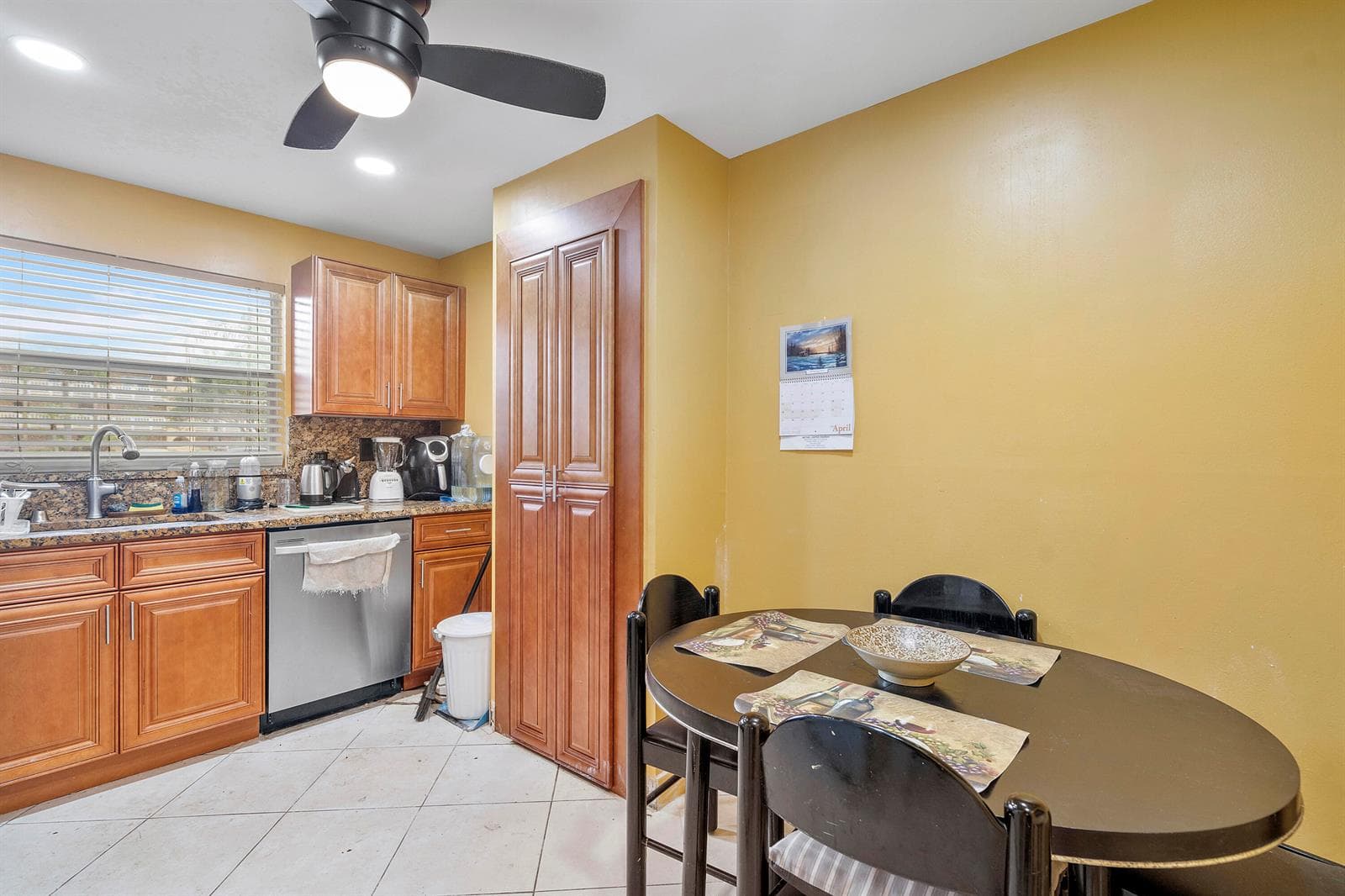 9221 Sunrise Lakes Boulevard # 109, Sunrise FL 33322