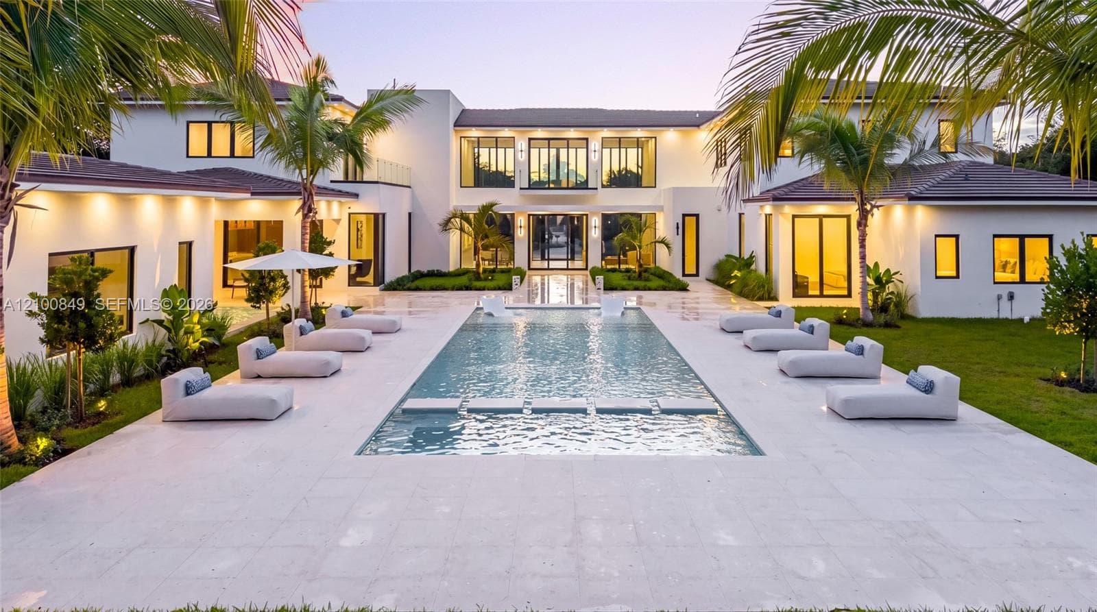 13805 Old Cutler Rd, Palmetto Bay FL 33158