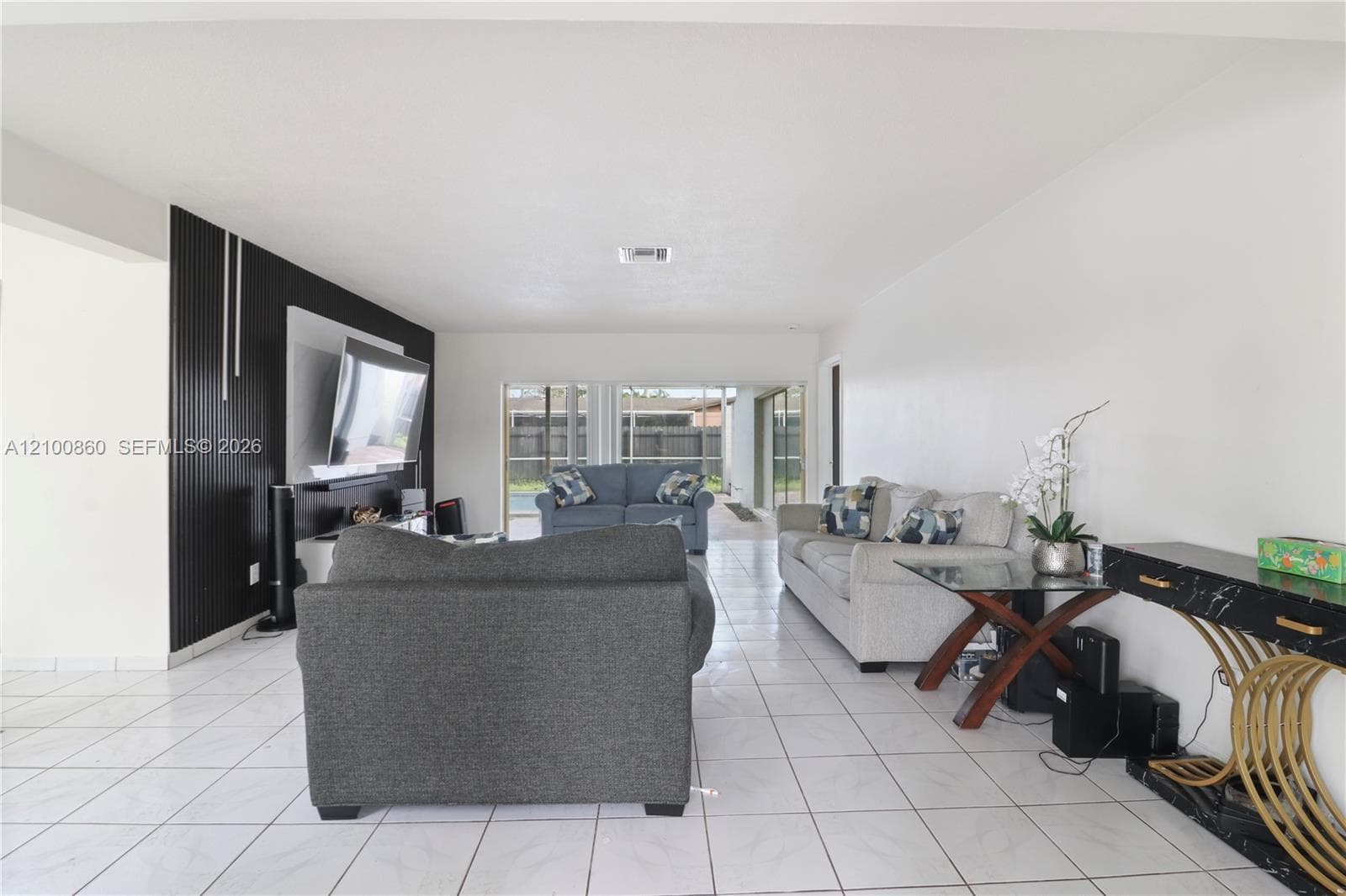 6765 Ixora Dr, Miramar FL 33023