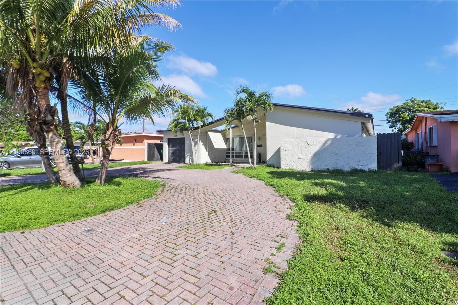 6765 Ixora Dr, Miramar FL 33023