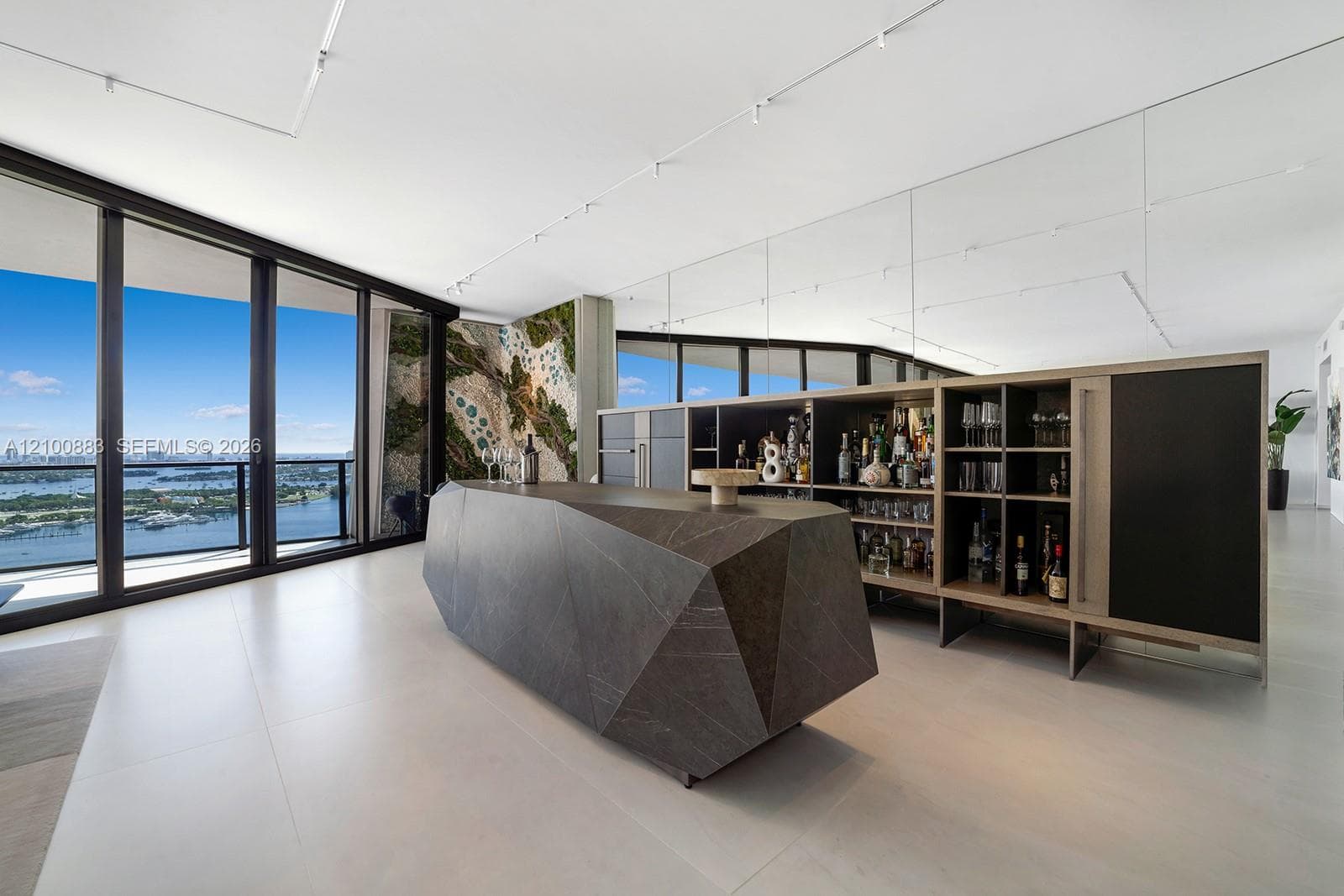 1000 Biscayne Blvd # 3302, Miami FL 33132
