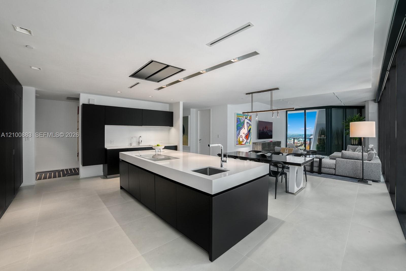 1000 Biscayne Blvd # 3302, Miami FL 33132