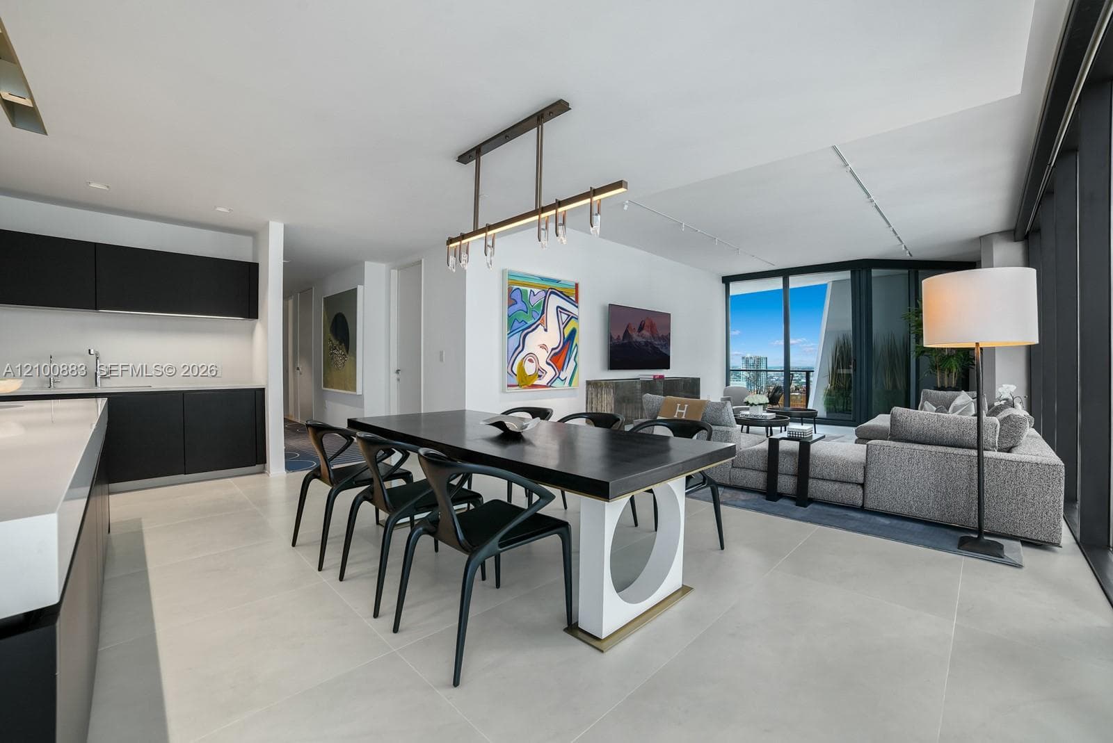1000 Biscayne Blvd # 3302, Miami FL 33132