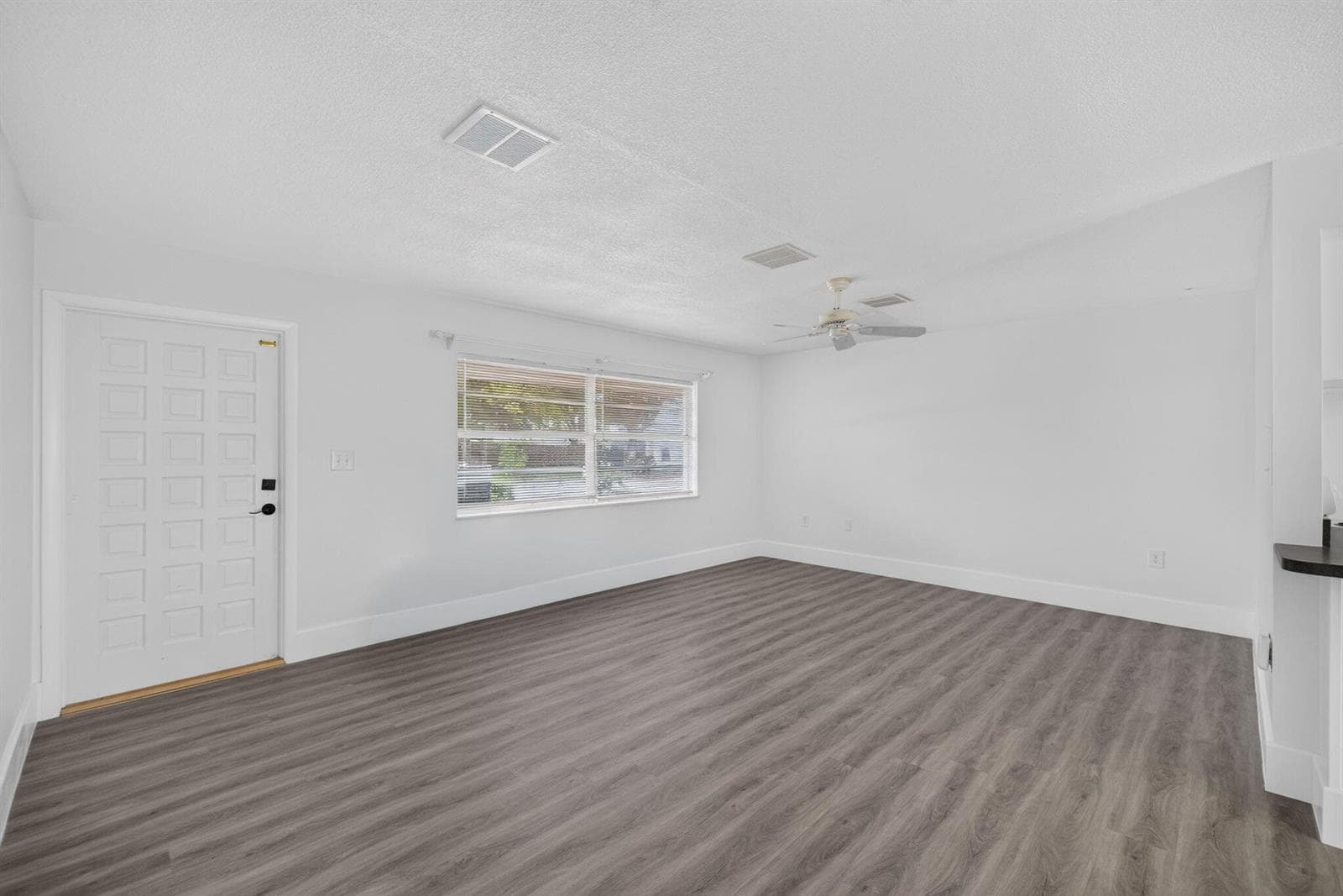 1860 SE Madison Street, Stuart FL 34997