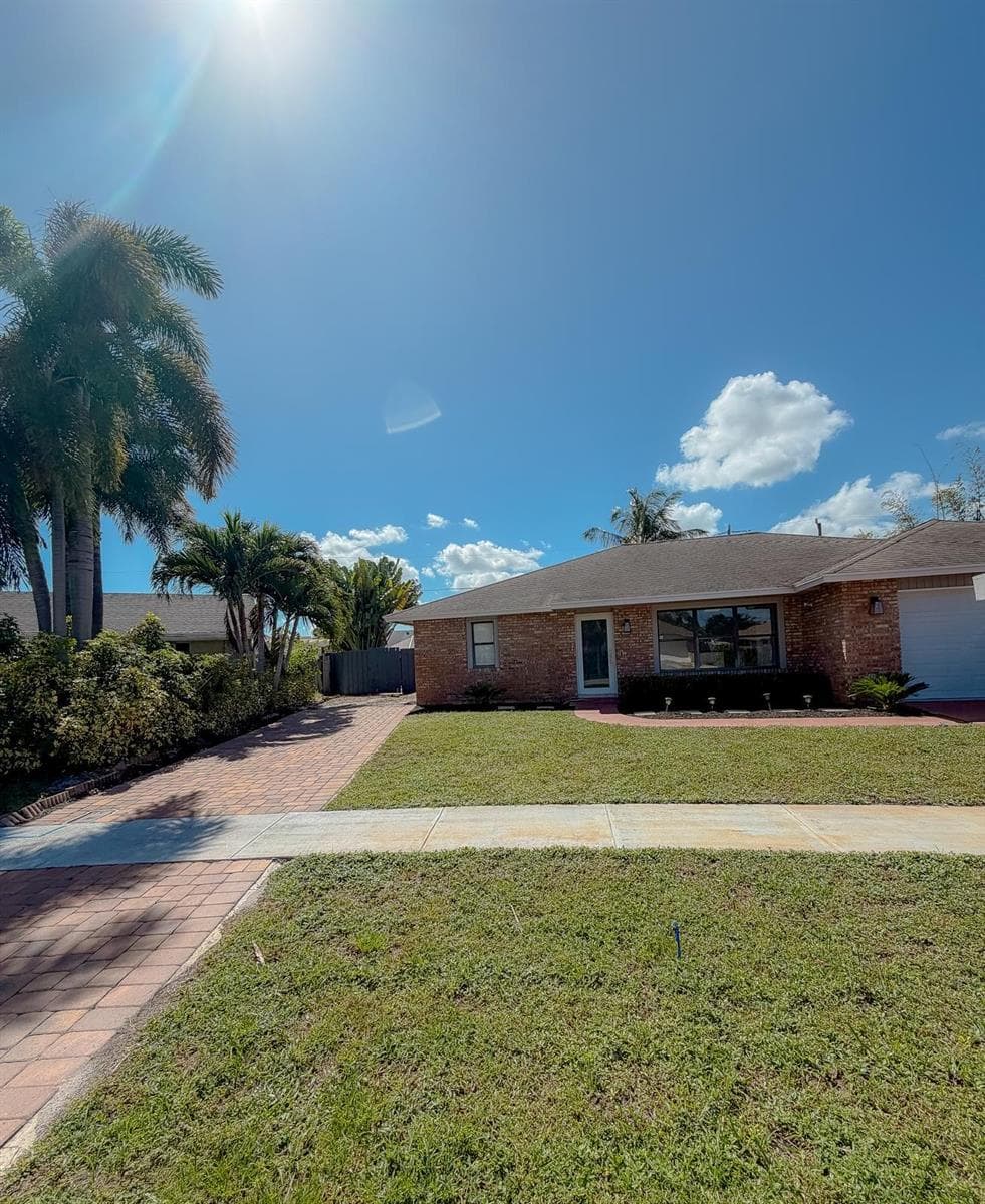 1007 WYNNDALE Way, Lantana FL 33462