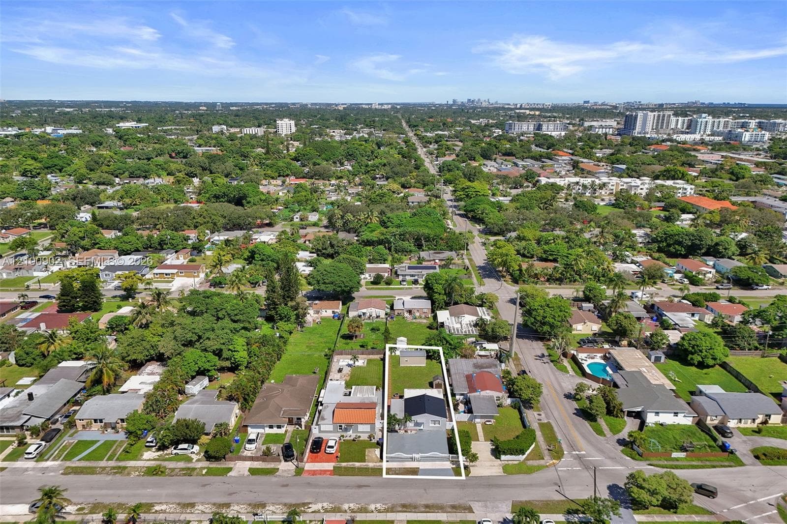 2405 Funston, Hollywood FL 33020