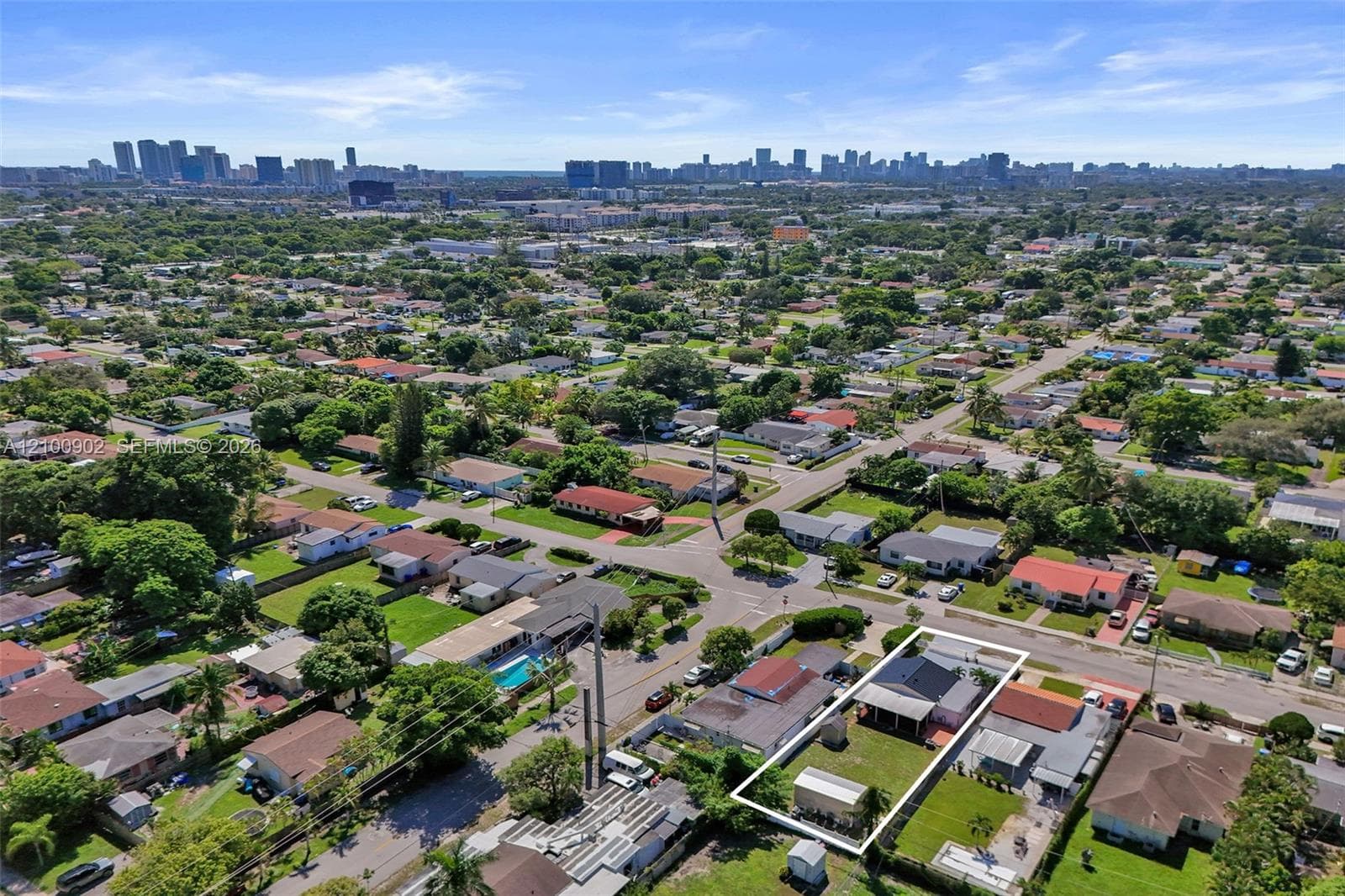 2405 Funston, Hollywood FL 33020