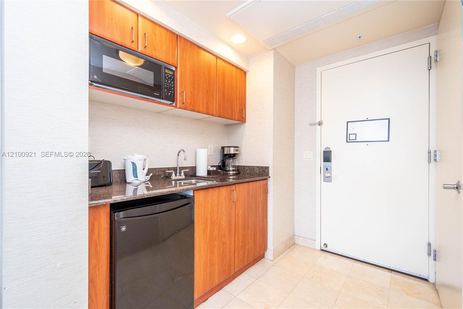 18001 Collins Ave # 505, Sunny Isles Beach FL 33160