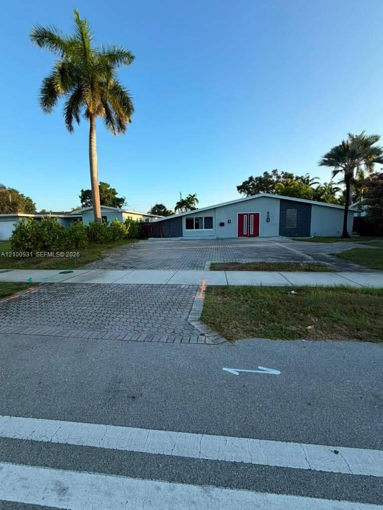 3161 Riverland Rd, Fort Lauderdale FL 33312