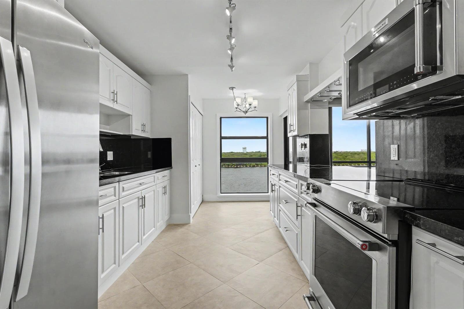 3200 N OCEAN Drive # 402, Hollywood FL 33019