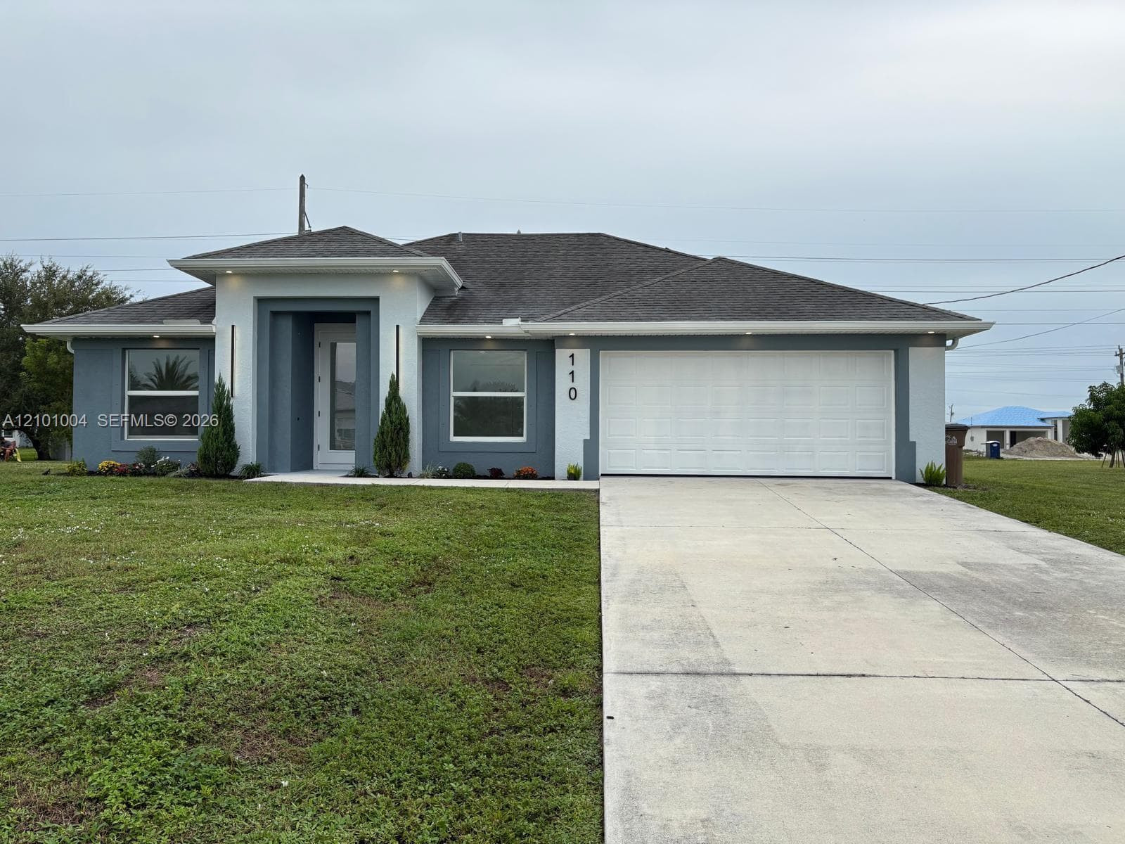 110 NW 24th Ter, Cape Coral FL 33993